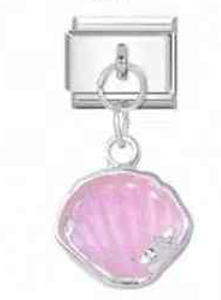 Pinkie Clam Charm